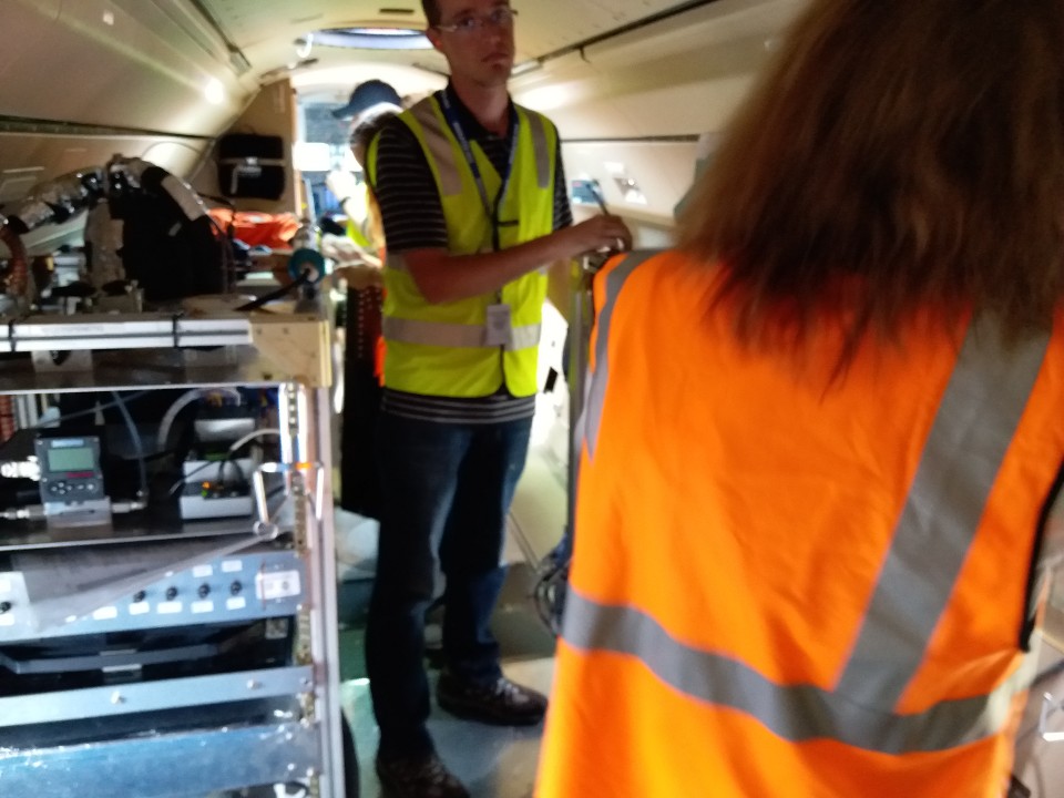 Inside HIAPER SOCRATES_07.jpg